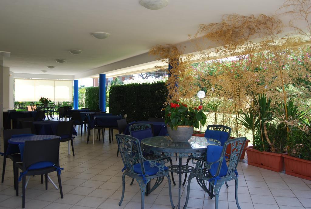Telma Hotel แตร์ราชินา ภายนอก รูปภาพ